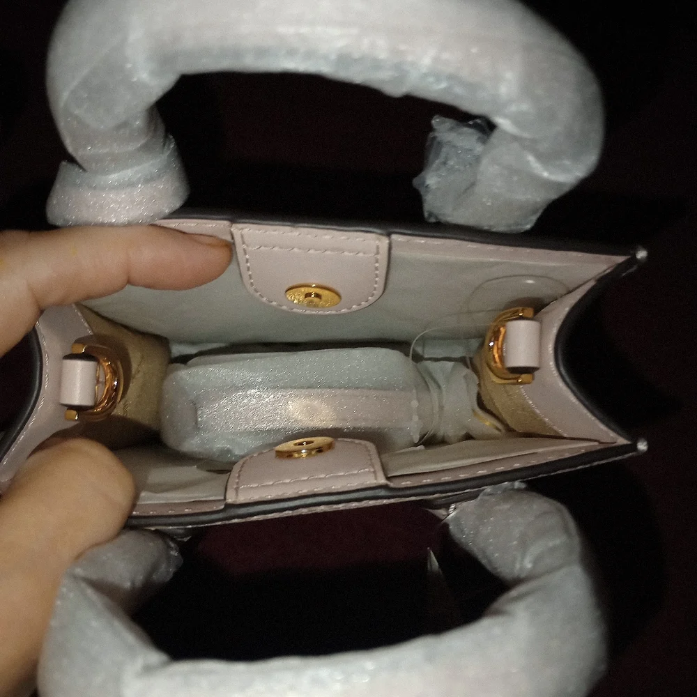 NWT Michael kors Mercer Extra-Small Pebbled Leather Crossbody Bag Powder Blush - Picture 8 of 14